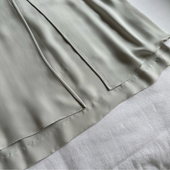 THEORY 100% silk Lylani Double-Georgette Layered Blouse / Size L - Picture 5 of 11